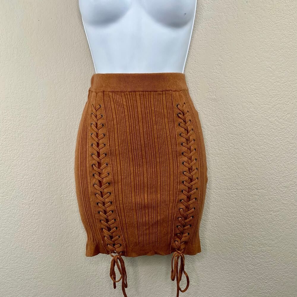 NBD Carden Laced Knit Mini Skirt Camel Brown Ribbed Side Tie Revolve M NWT - Picture 5 of 13